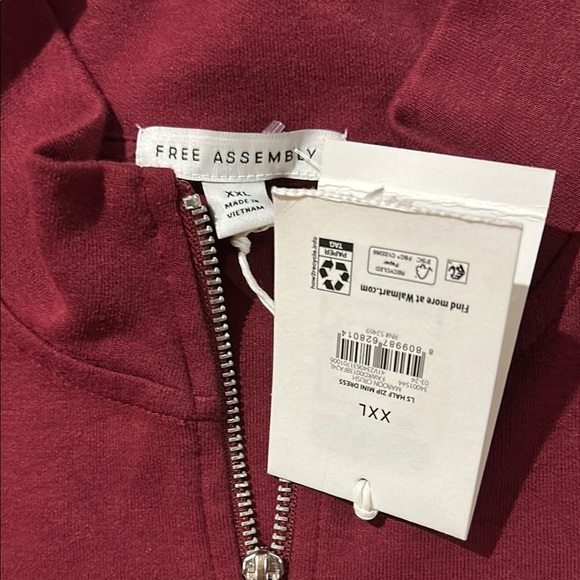 Elegant Burgundy Zip-Up Dress - Picture 8 of 11